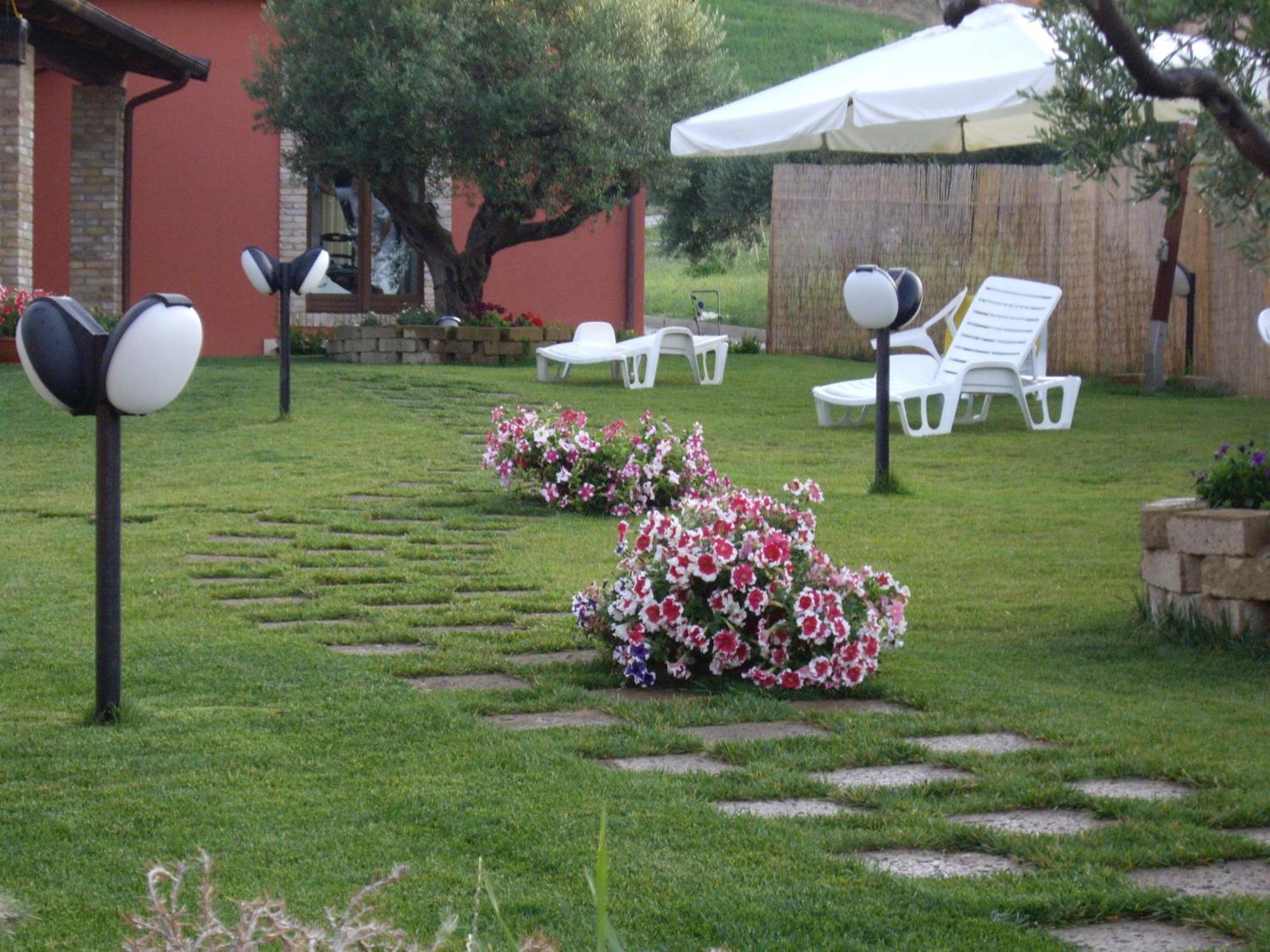 Agriturismo Il Borgo Degli Ulivi Roseto Degli Abruzzi Zewnętrze zdjęcie