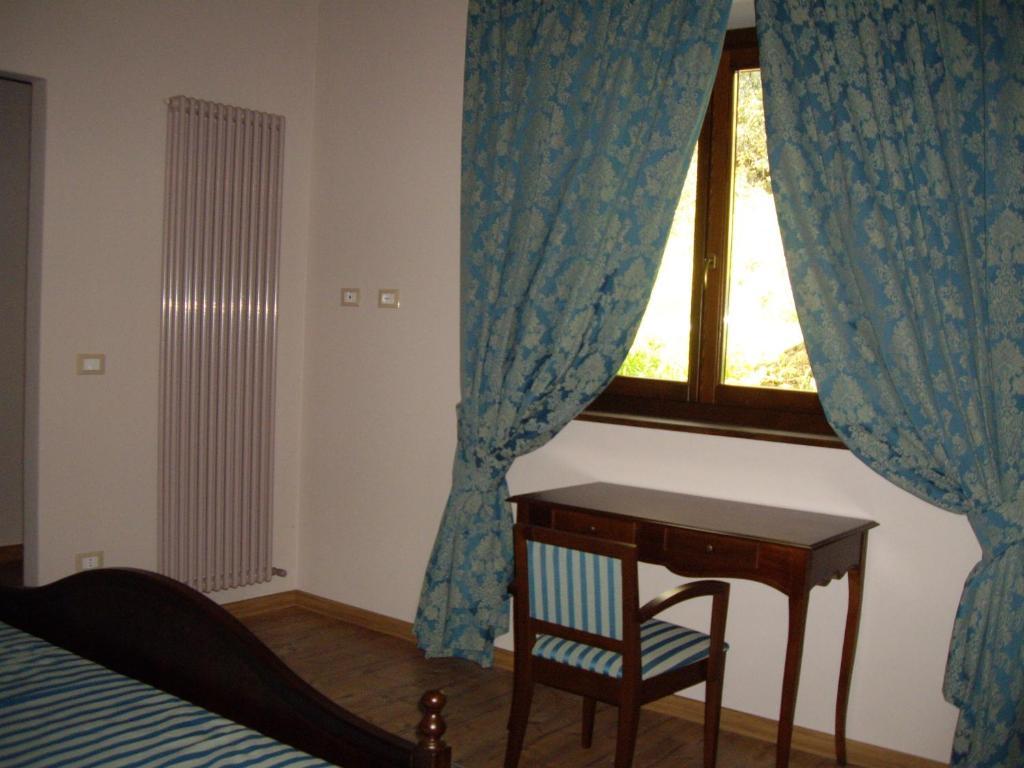 Agriturismo Il Borgo Degli Ulivi Roseto Degli Abruzzi Pokój zdjęcie