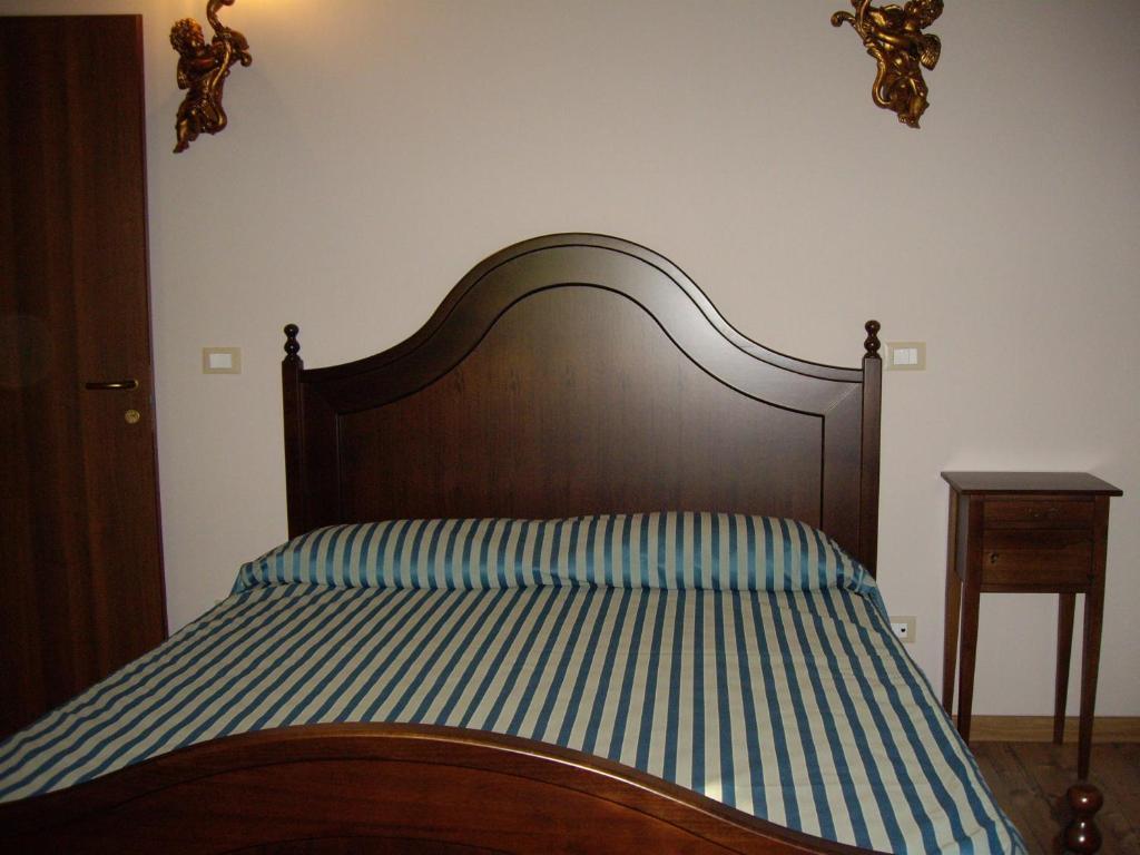 Agriturismo Il Borgo Degli Ulivi Roseto Degli Abruzzi Pokój zdjęcie
